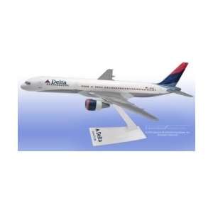    InFlight 200 British Airtours L1011 Model Airplane: Toys & Games