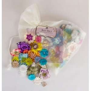  Prima   Flower Embellishments   Bitty Bag 3 Arts, Crafts 