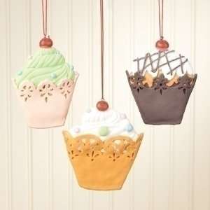  12 Sweet Memories Yummy Cupcakes with Cherries Christmas 