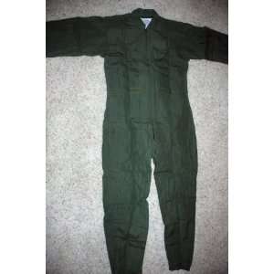   US AIR FORCE ISSUE   US AIR FORCE NOMEX COVERALLS CWU 66/P   SIZE 42R