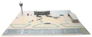 UNITED AIRLINES BOEING 747 AIRPORT TERMINAL PLAY SET  