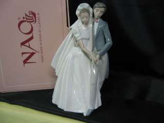 NEW IN BOX! STUNNING NAO Lladro 1247 UNFORGETTABLE DANCE Bride Groom 