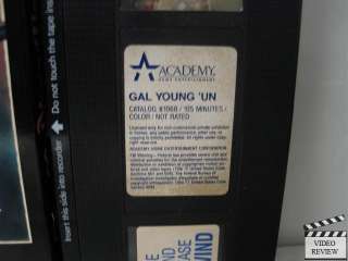 Gal Young Un VHS Dana Preu, J. Smith Cameron  