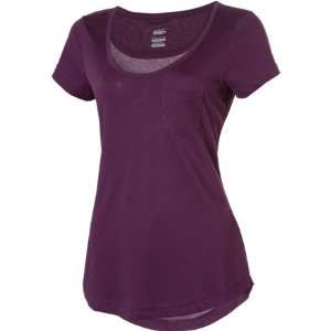 Nike Luxe Layer Pocket T Shirt   Short Sleeve   Womens Wine/Wine, L
