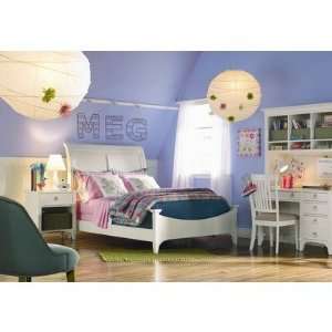  Brookleigh Sleigh Bedroom Collection Size Twin