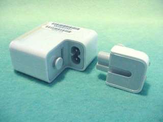 Genuine APPLE iPod  AC Adapter A1070 LR56612 + Cable  