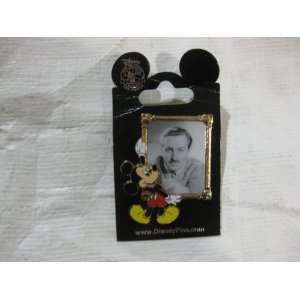  Disney Pin Mickey Holding Walt Disney Photo Toys & Games