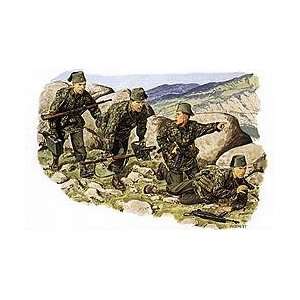  Dragon 1/35 German 13th SS Mountain Troops Toys & Games