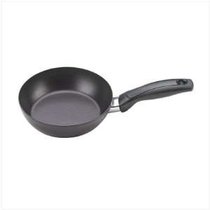  Pinnacle Frying Pan: Home & Kitchen