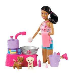   Barbie Suds and Hugs Pups African American Doll Playset: Toys & Games