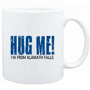   White  HUG ME, IM FROM Klamath Falls  Usa Cities