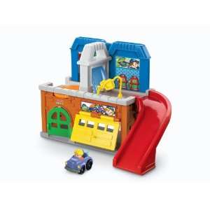    Fisher Price Little People Wheelies Storage Garage: Toys & Games