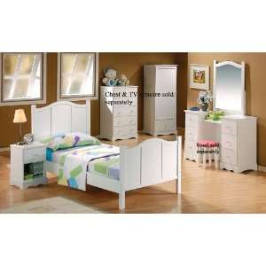  4pc Twin Size Bedroom Set in White Finish