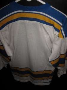   ! SEWN VINTAGE SANDOW ST.LOUIS BLUES NHL HOCKEY JERSEY DURENE SWEATER