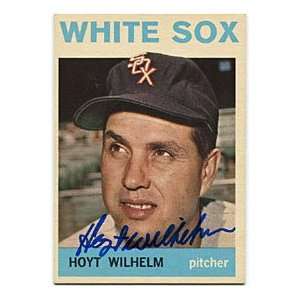 Hoyt Wilhelm Autographed / Signed 1964 Topps Card: Sports 