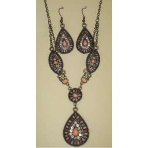  Brassy tone Pendant Necklace and Earring Set (Peachy 