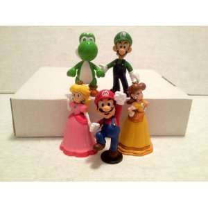  Super Mario Mini 5pcs Figures Set: Toys & Games
