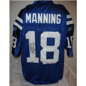  Peyton Manning Autographed Jersey   Authentic: Sports 