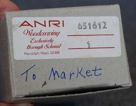 ANRI FERRANDIZ HAND CARVED TO MARKET 3 INCH FIGURE W BOX 1982 ONLY 