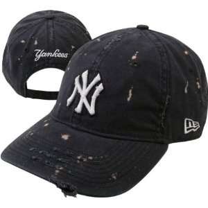  New York Yankees Disheveled Adjustable Hat: Sports 