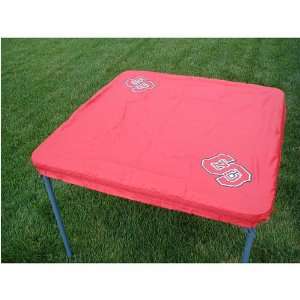  North Carolina State Wolfpack NCAA Ultimate Card Table 