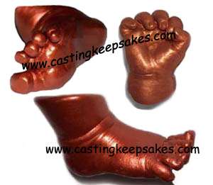 With this Party Pack you can create up to 16 infant castings of hands 