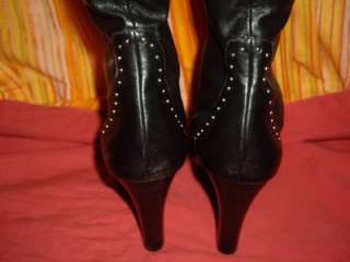 Up for sale is a Pair of SEXY Knee High Stretch Boots with Studded 