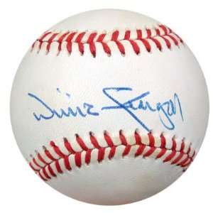   Stargell Autographed NL Baseball PSA/DNA #Q36966: Sports Collectibles
