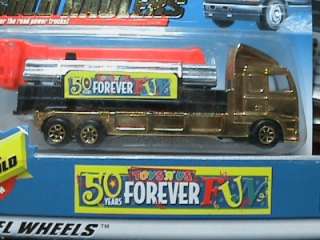 Hotwheels Toys R Us Real Gold Boom Hauler MIP 1999  