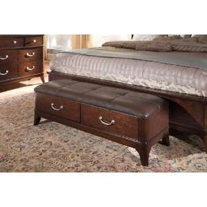 Kenzie Row Bed Bench   Pulaski Furniture