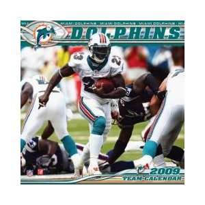   : Miami Dolphins 2009 12 x 12 Team Wall Calendar: Sports & Outdoors