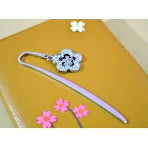  Crystal Flower Silver Bookmark: Office Products