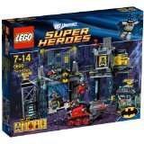 LEGO Super Heroes 6860   Batman Die Bathöhle The Batcave [UK Import]
