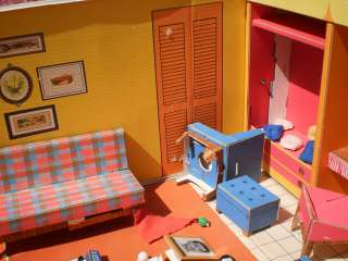 Original 1962 Mattel Barbies Dream House w/ Accesories Barbie NR 