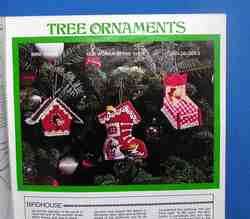 VTG 1979 HOW TO MAKE XMAS DECORATIONS FROM FABRIC   GINGHAM XMAS 