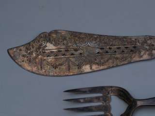 OLD ANTIQUE FISH SERVER SET KNIFE FORK SILVER PLATE ENGLAND BRITISH UK 