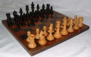 SUPERB LARGE ANTIQUE STAUNTON CHESS SET CARVED BOXWOOD IN WOOD BOX 