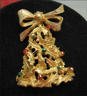 CHRISTMAS HOLLY BELL Brooch Vintage PIN, Goldtone with Bow  