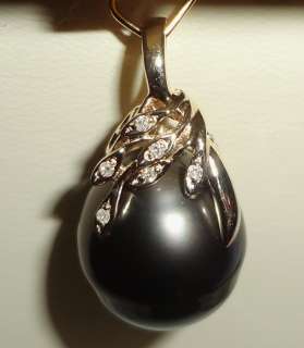   3mm Black Tahitian Cultured Pearl 14kt solid yel gold diamond pendant