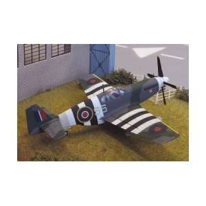   : Dragon Models 1/72 German Heinkel He219B 1 Model Kit: Toys & Games