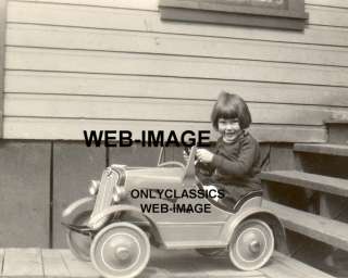 1930s CUTE LITTLE GIRL  PEDAL CAR PHOTO TOY AUTOMOBILE  