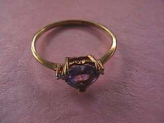 10k Vintage Yellow Gold HEART Amethyst Ring  