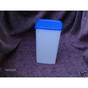   Square Round Freezer Container 8 Cups w/ Blue Seal: Everything Else